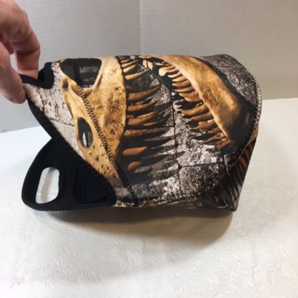Tyrannosaurus Rex Skeleton Next to Stone Wall Neoprene Lunch Bag 12x6.5x10.5 - Picture 9 of 16